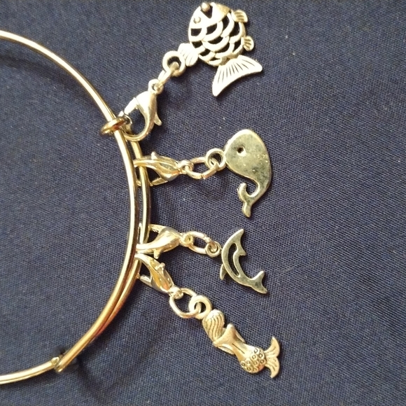 Sea Creatures Bracelet - Picture 2 of 2